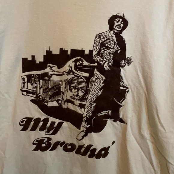 Super Fly 70s Medium graphic tee. It’s just cool... - Picture 2 of 6